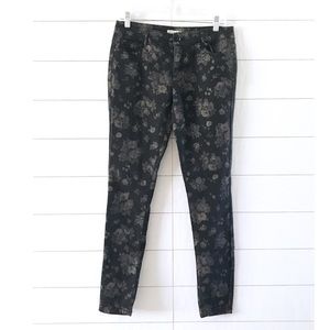 Forever 21 Black Floral Print Skinny Jeans